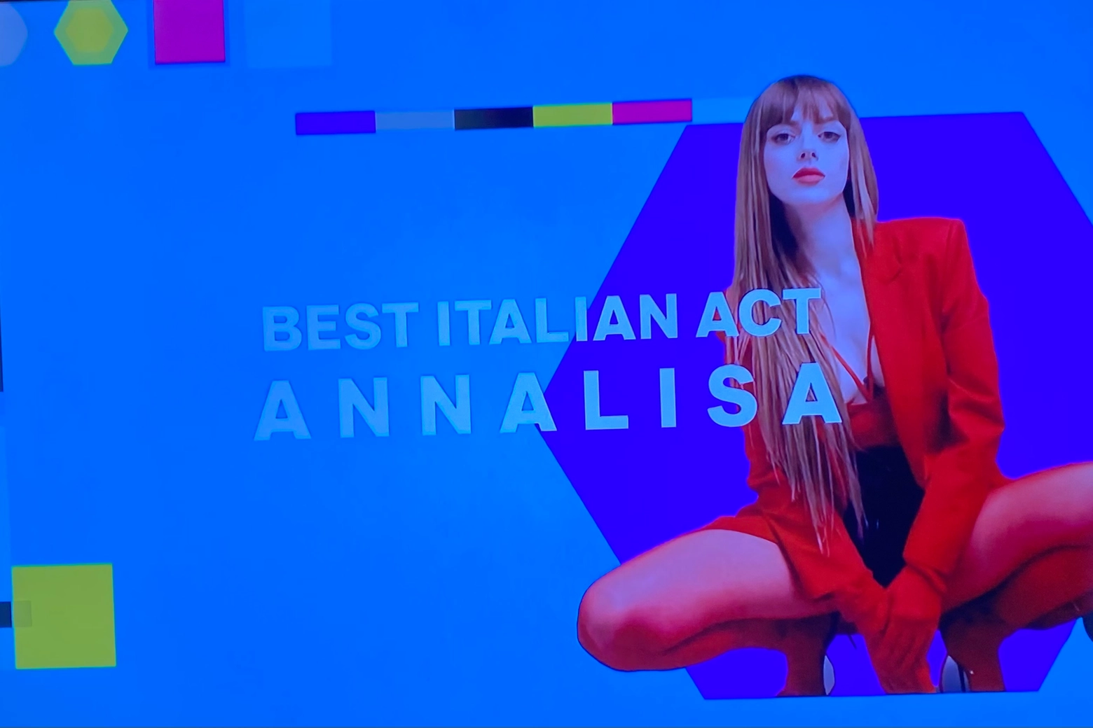 Annalisa vince il premio come Best Italian Act agli Mtv Emas di Manchester