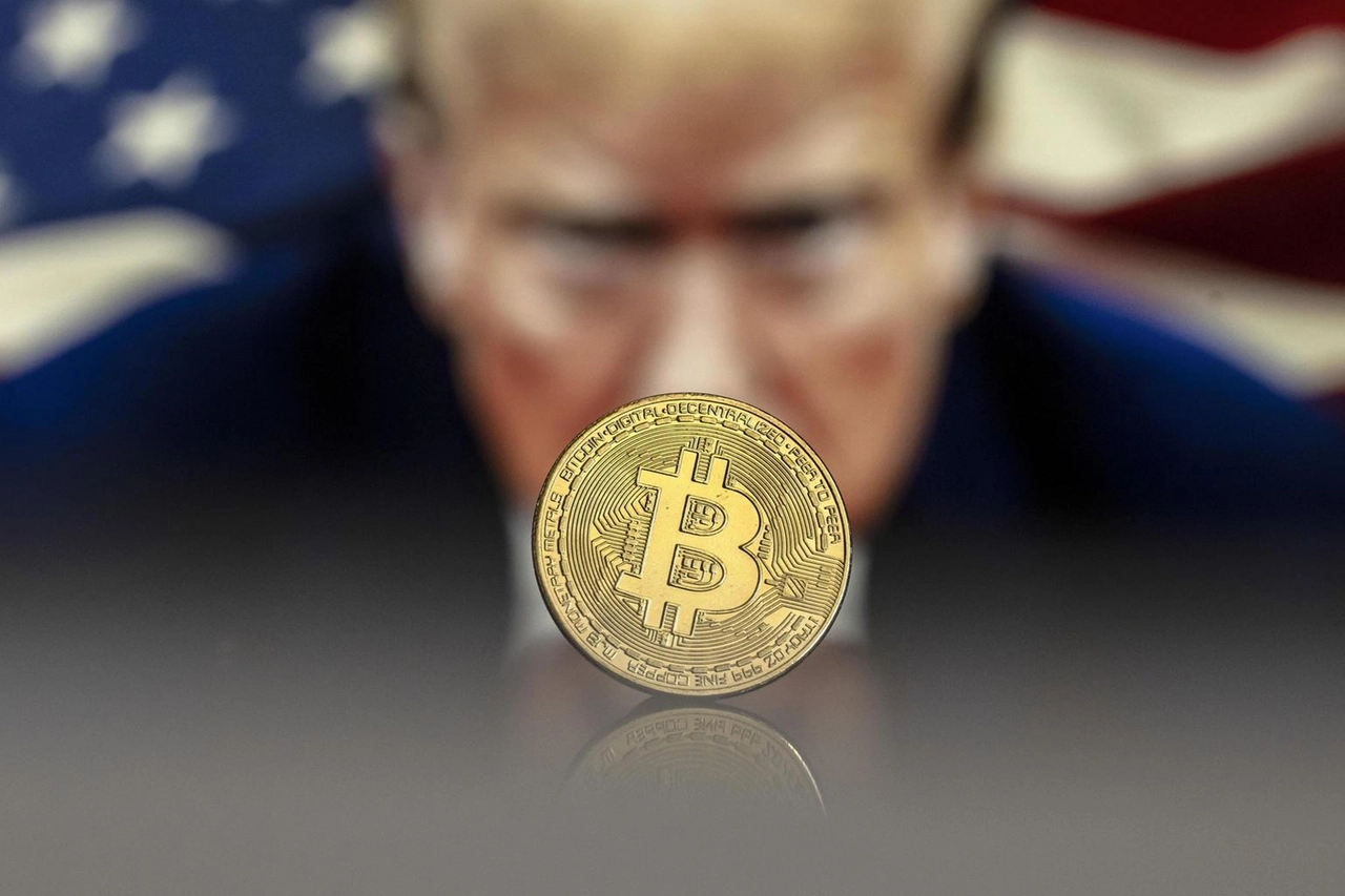 Bitcoin a 101.000 dollari con Trump che nomina Atkins alla Sec