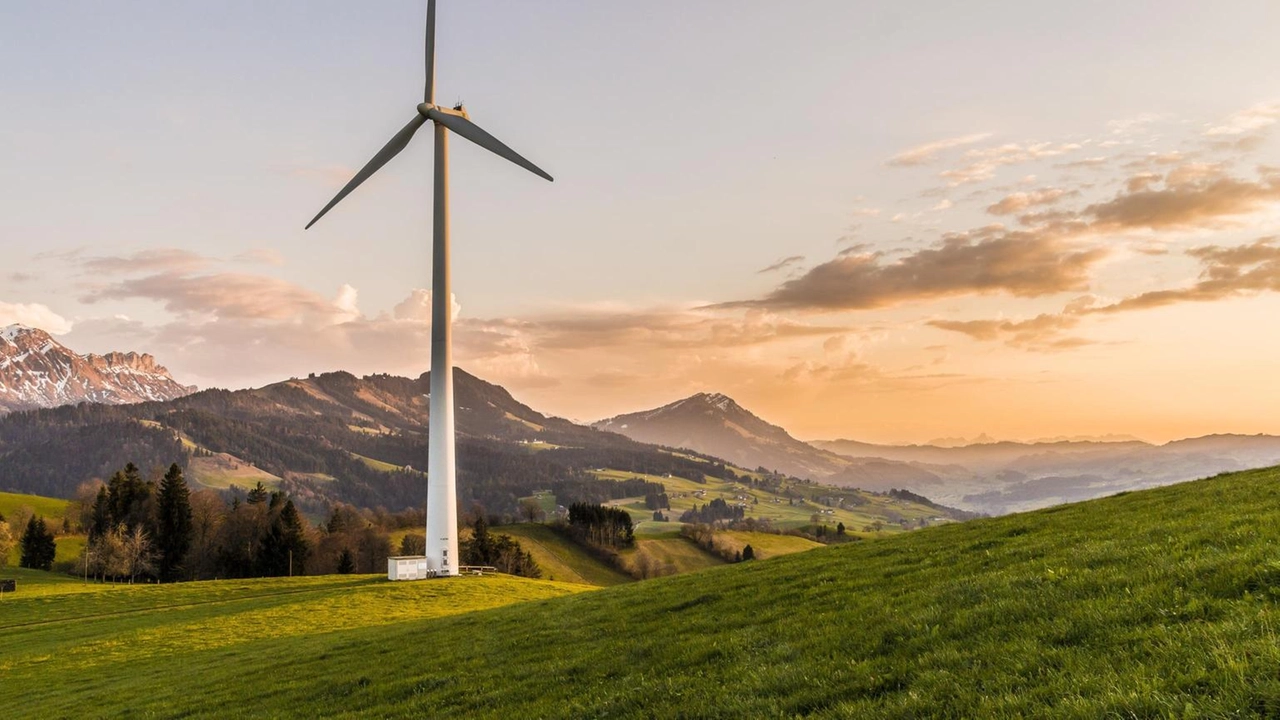 L'Italia e altri sette Paesi Ue rischiano sanzioni per mancato recepimento delle norme Ue sui progetti green.