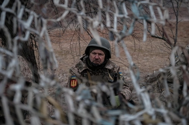Guerra in Ucraina news, “Grande rischio che le linee del fronte ucraino crollino”. Stoltenberg (Nato): “A Kiev più risorse e aiuti stabili”