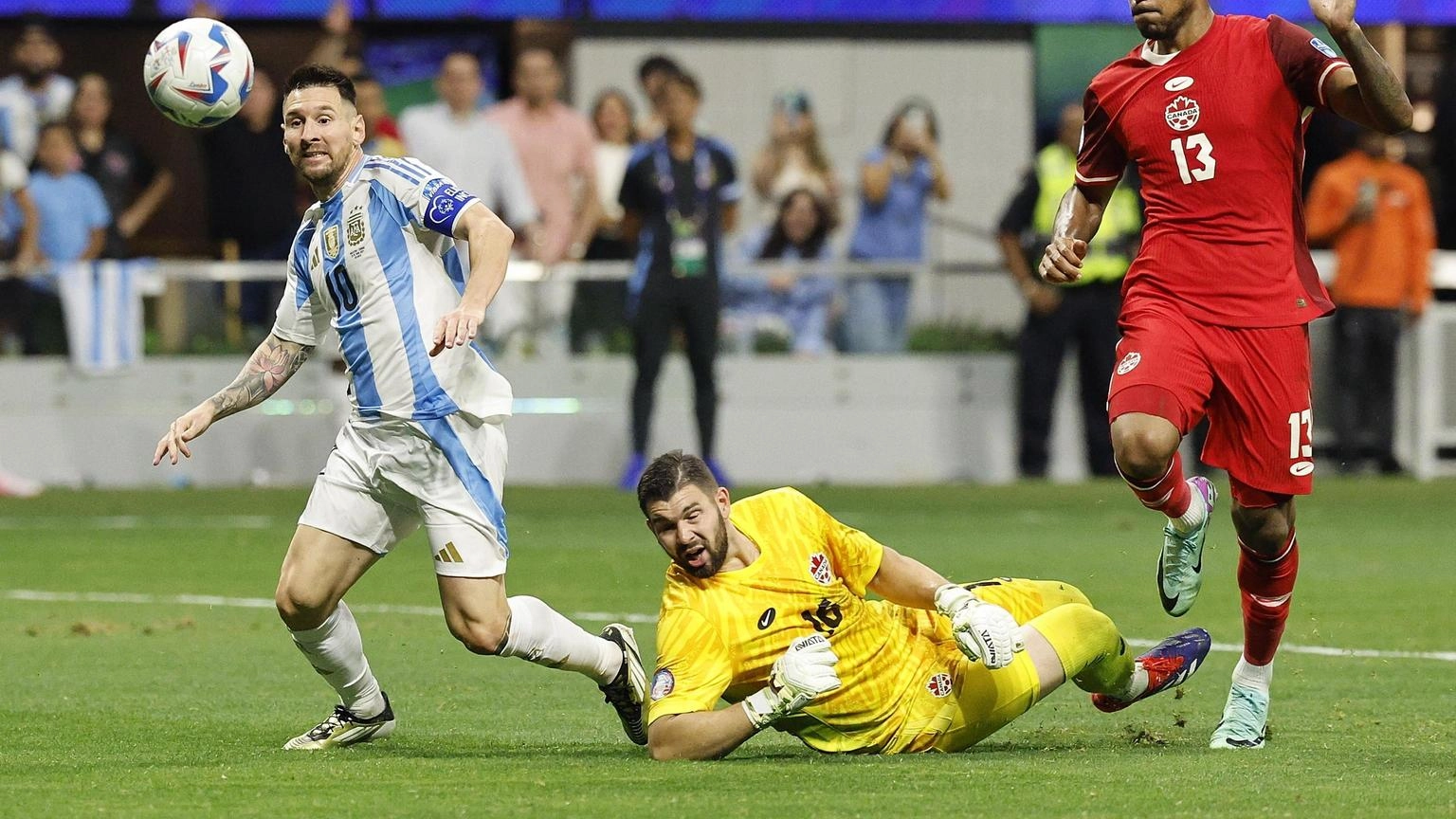 Coppa America, l'Argentina batte 2-0 il Canada nel primo match