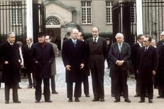 Foto storica del primo G7