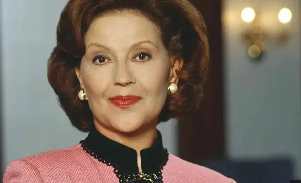 Chi è Kelly Bishop, in uscita con un libro autobiografico