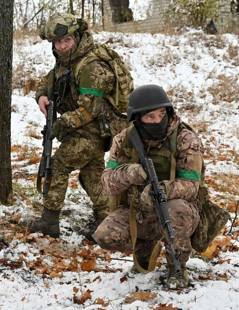 Incognita Trump su Kiev. Militari della Ue in Ucraina? Parigi e Londra ci pensano