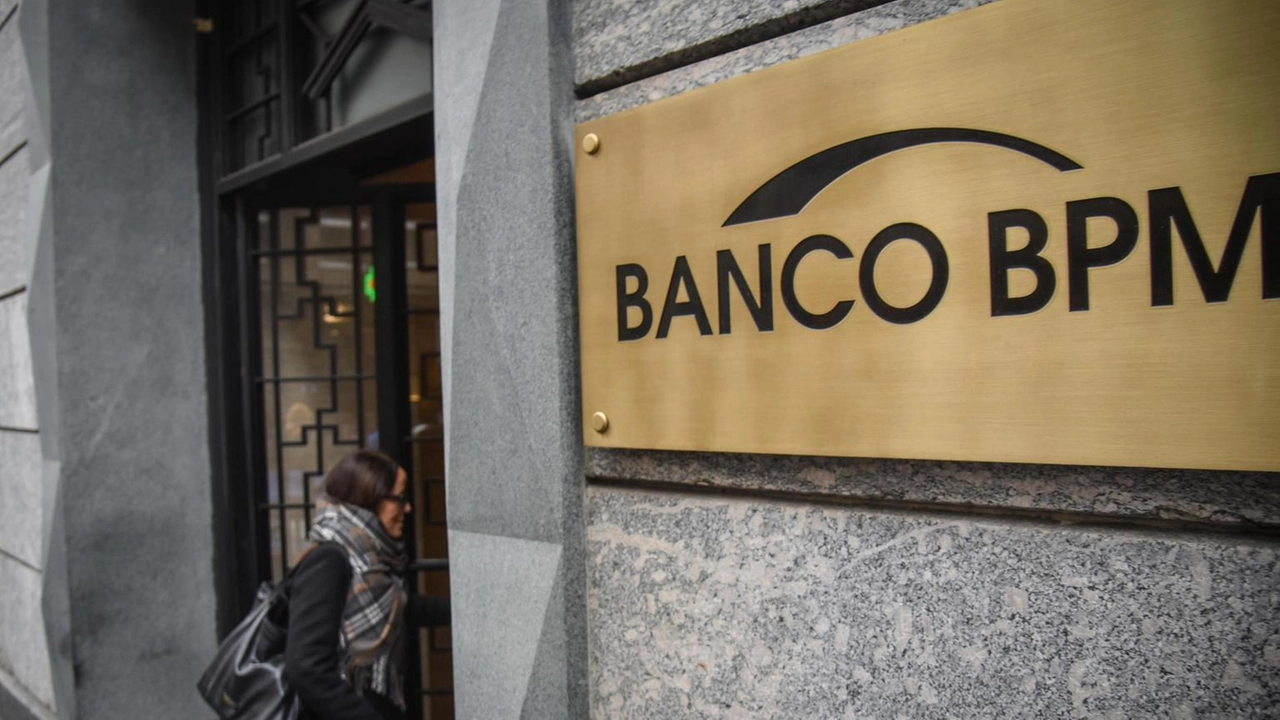 Banco Bpm ritiene l'offerta di Unicredit incongrua e anomala, chiedendo alla Consob di sospendere l'Opa per tutelare azionisti e diritti di Anima.