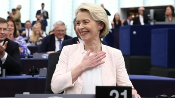 Ursula von der Leyen rieletta presidente della Commissione Europea: chi ha votato a favore e chi contro. Oltre 50 franchi tiratori