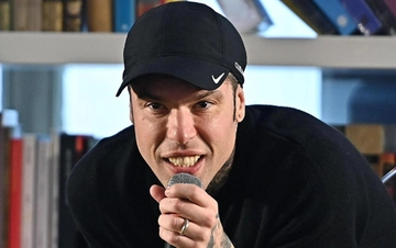 Fedez pubblica sui social la sua vecchia canzone. Un messaggio a Chiara?