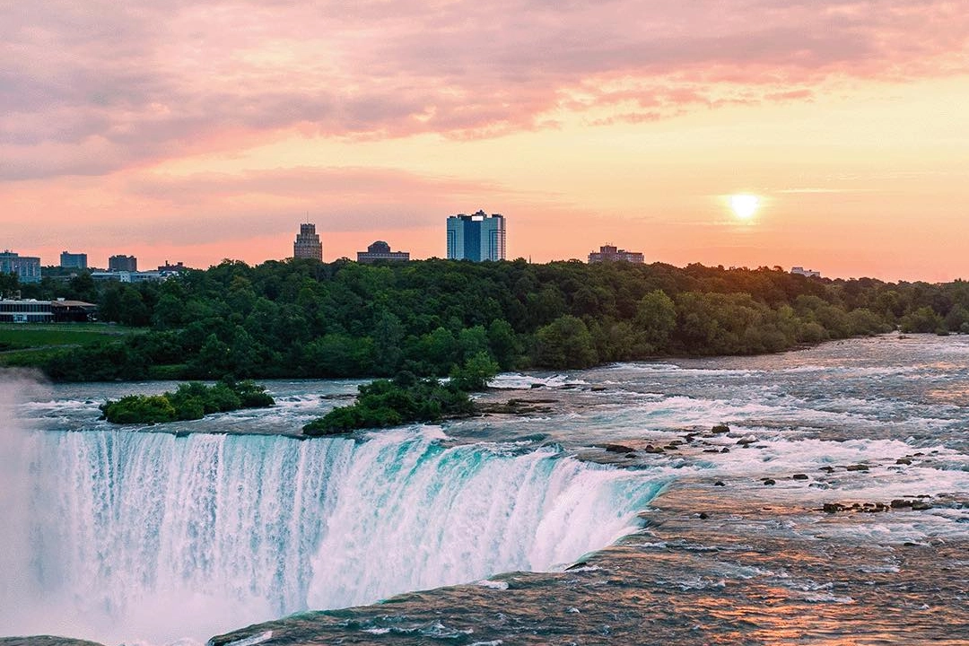 Cascate del Niagara, tramonto