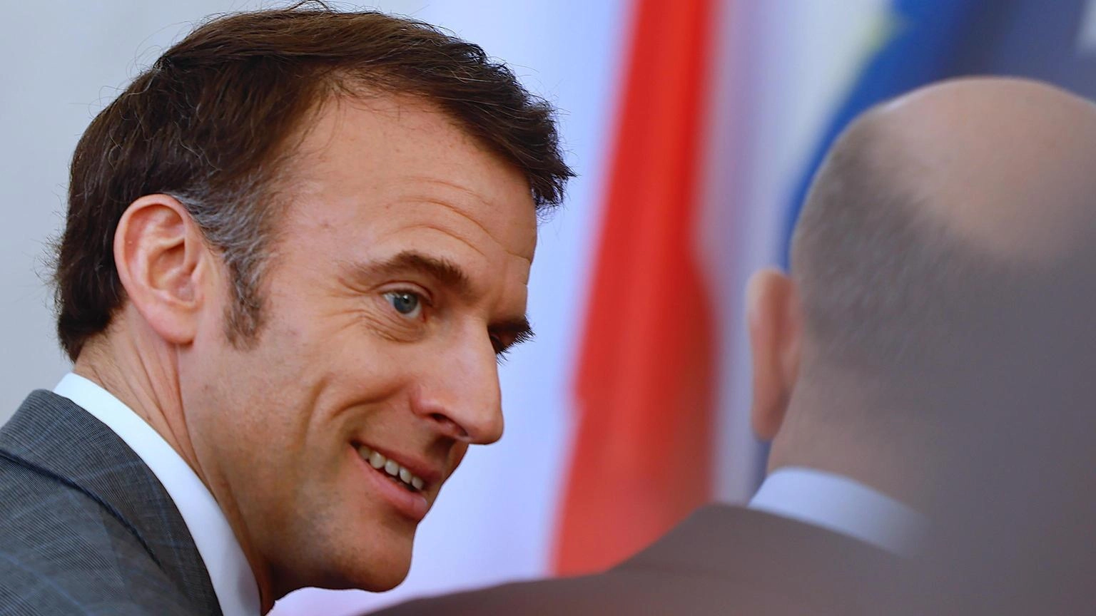 Macron, in Ucraina forse serviranno operazioni sul terreno