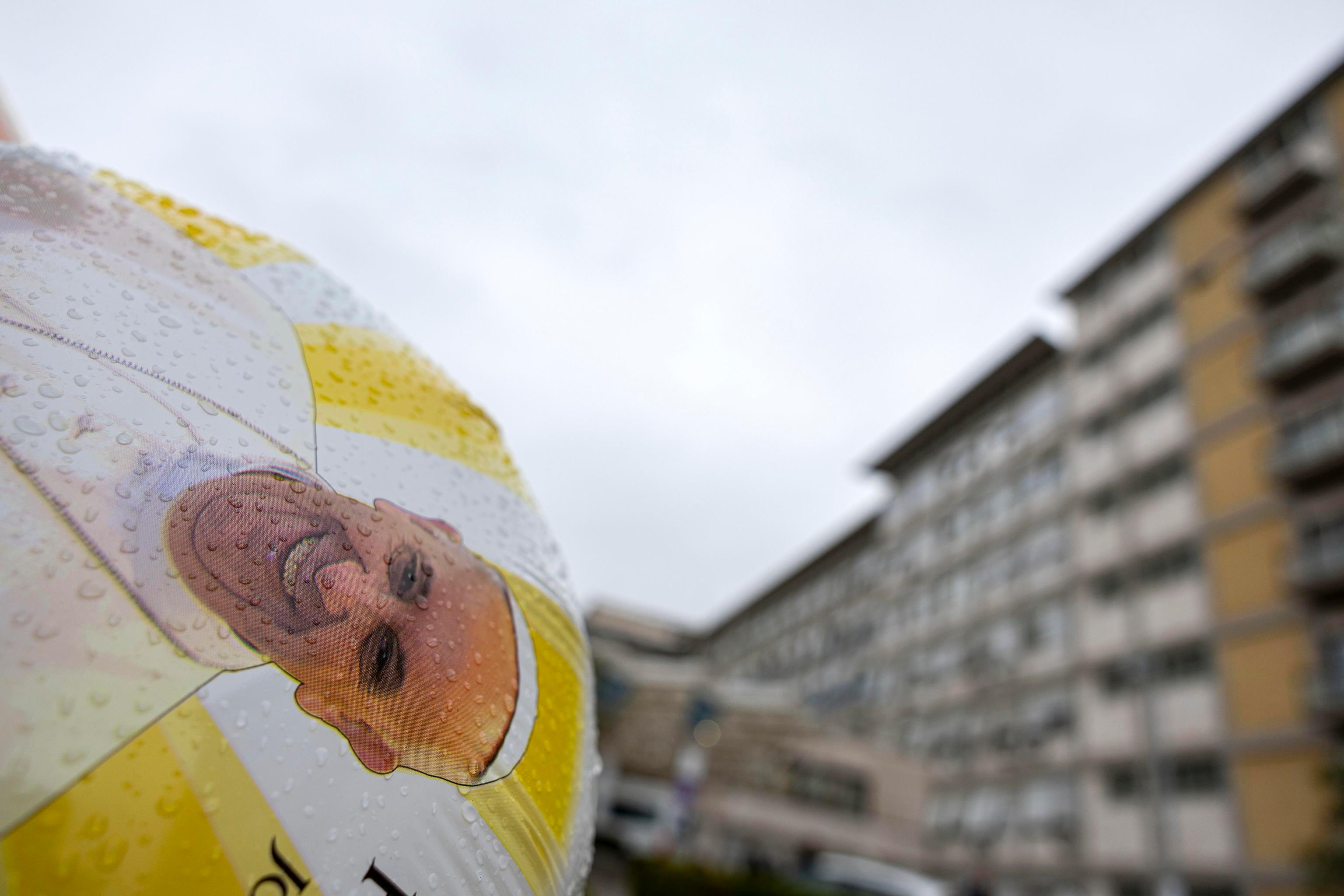 Papa Francesco oggi: le ultime notizie in diretta. Attesa per il bollettino medico