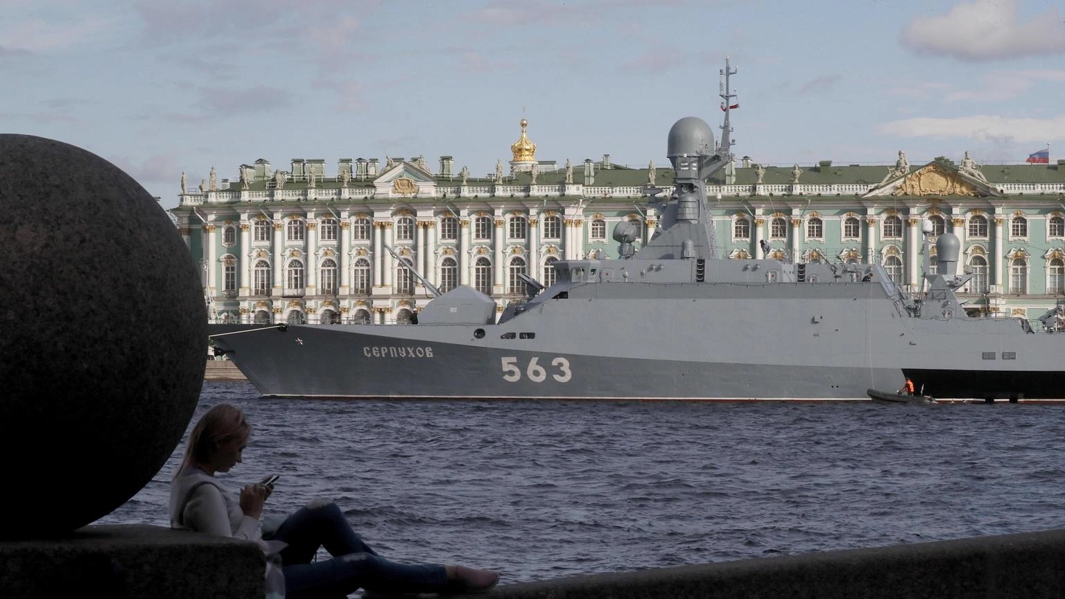 'Kiev dà alle fiamme nave militare russa a Kaliningrad'