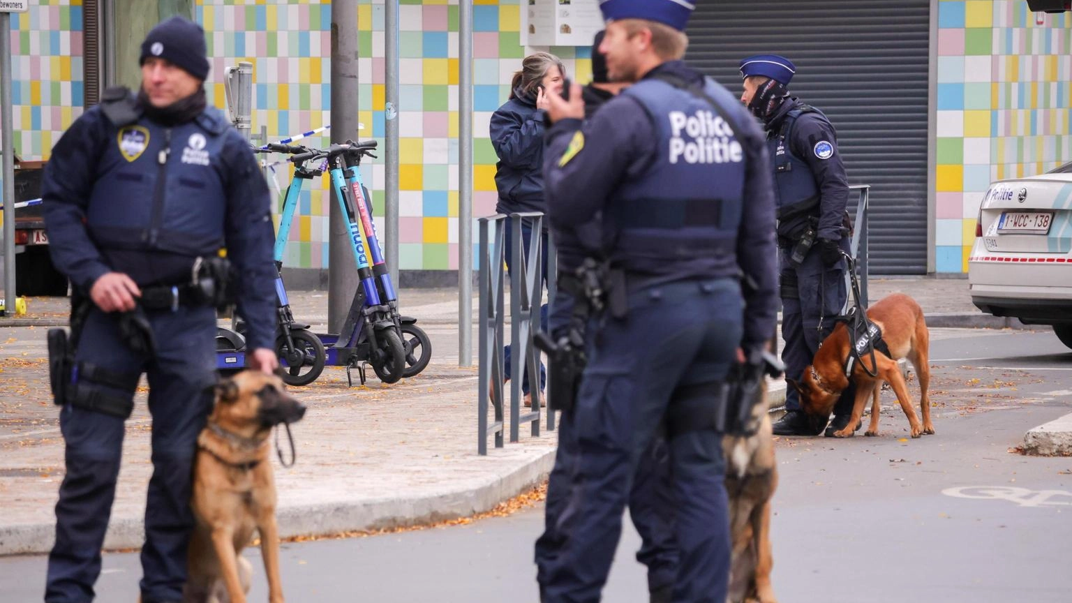 Belgio, sospetti terroristi sono ceceni legati all'Isis-K