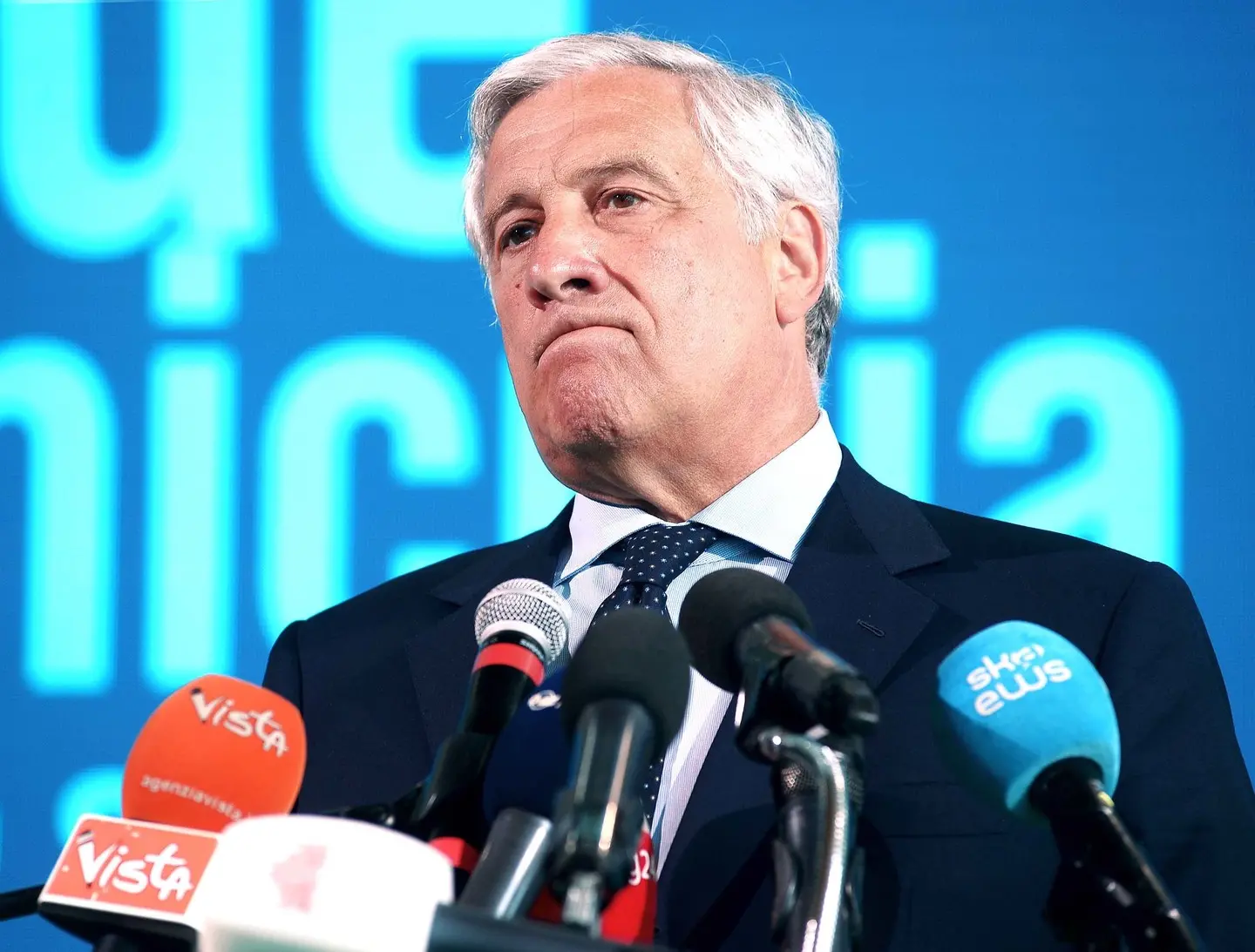 Antonio Tajani: "Il nostro impegno col Ppe a tutela della democrazia. Aiuti contro le fake news"