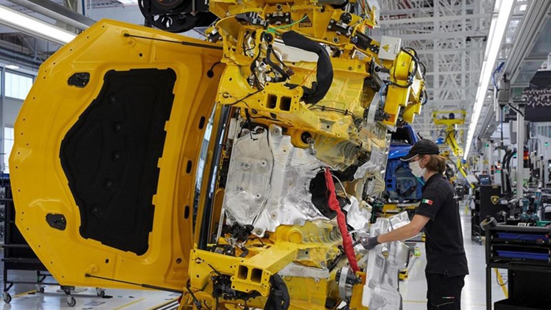 Produzione industriale gennaio: aumento del 3,2% ma calo annuo del 0,6%