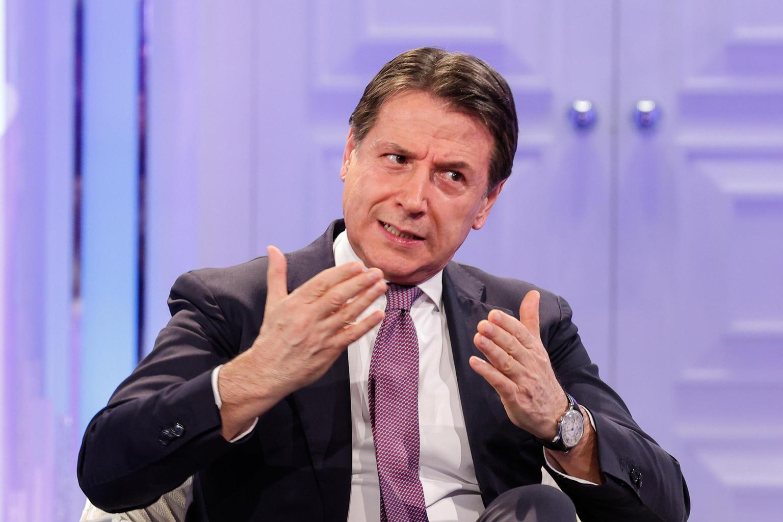 Giuseppe Conte: "La legge è uguale per tutti, anche per il Presidente del Consiglio"