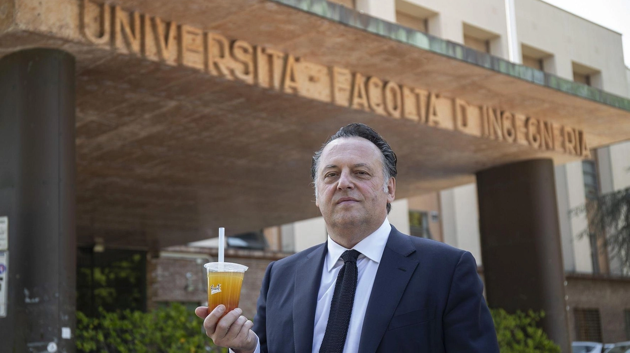 Il Bubble Tea, bevanda taiwanese con perle di tapioca, conquista l'Italia grazie a Seng, azienda innovativa che ora propone il bubble tea 'ready to drink'. Seng, nata in Romagna nel 2006, si distingue nel settore food & beverage con prodotti originali come MauciMauci e Chia Seed. Visita www.seng.it per ulteriori dettagli.