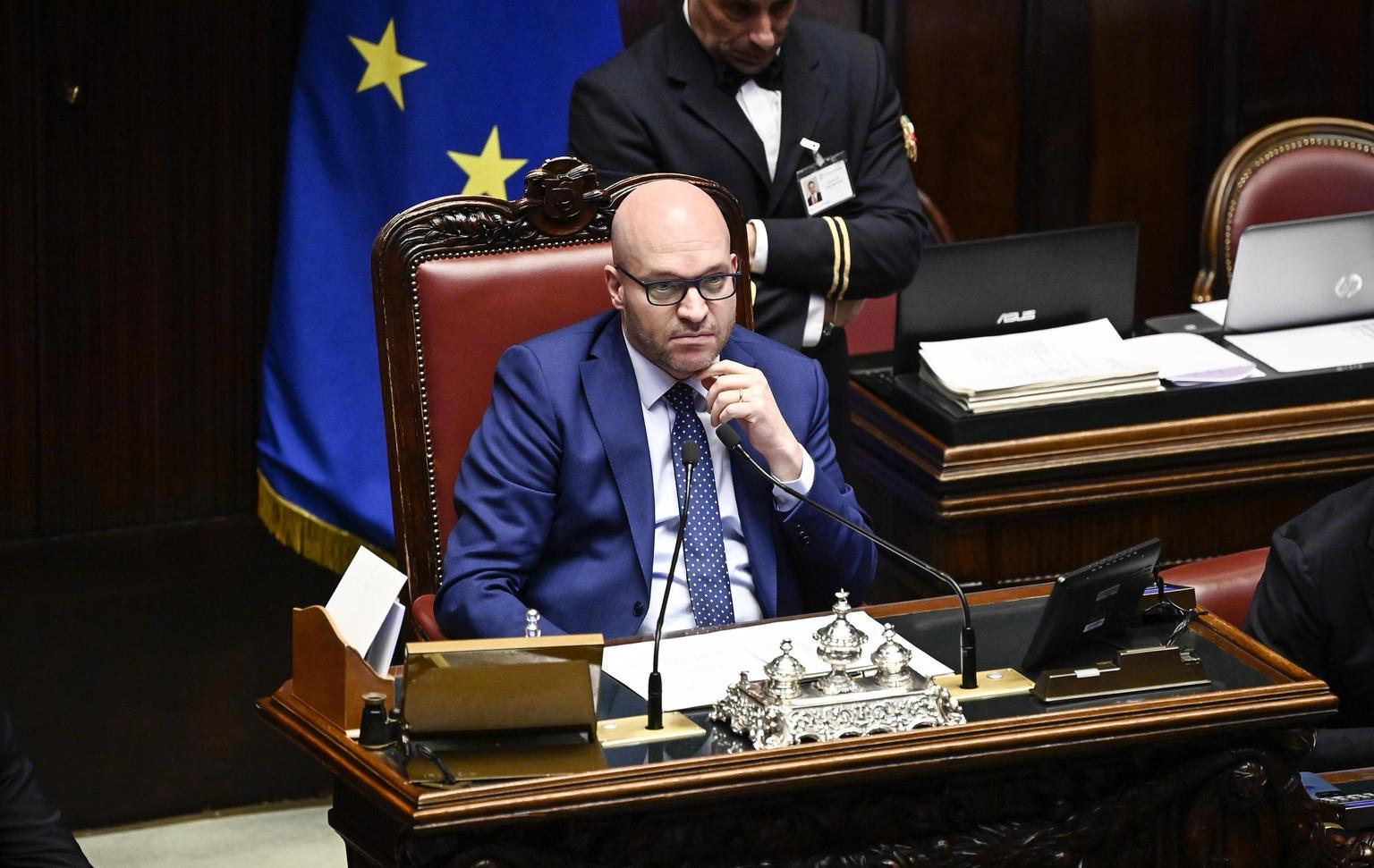 Lorenzo Fontana richiama al rispetto in Aula dopo le contestazioni sul Manifesto di Ventotene