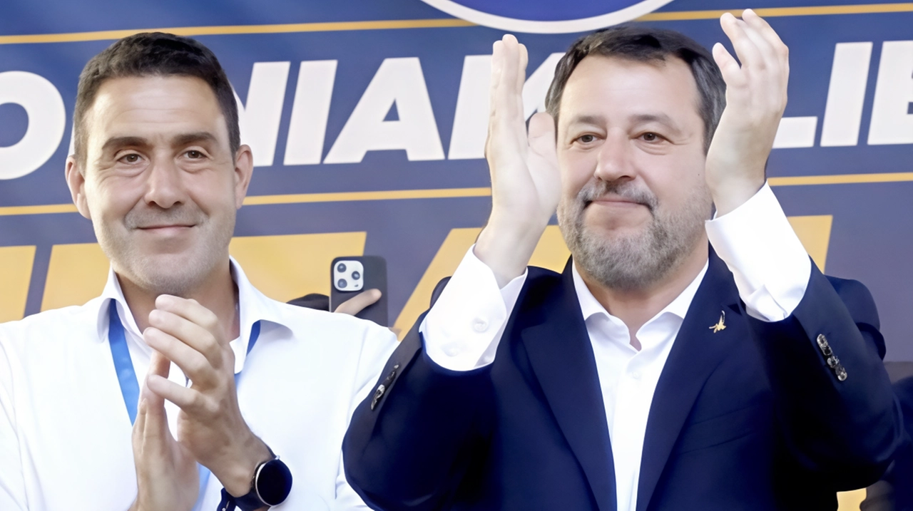 Salvini e Vannacci. Il generale:: "Scateneremo l’inferno"