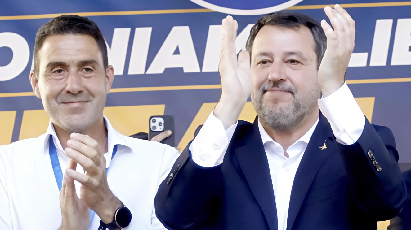 Salvini e Vannacci. Il generale:: "Scateneremo l’inferno"