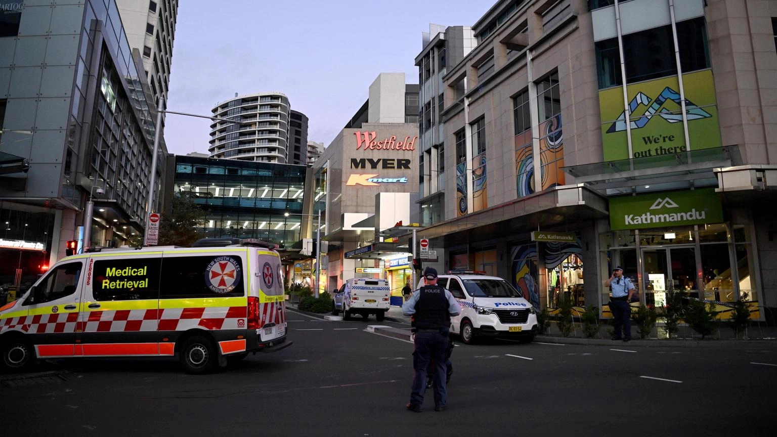 Attacco in centro commerciale a Sydney, diversi morti