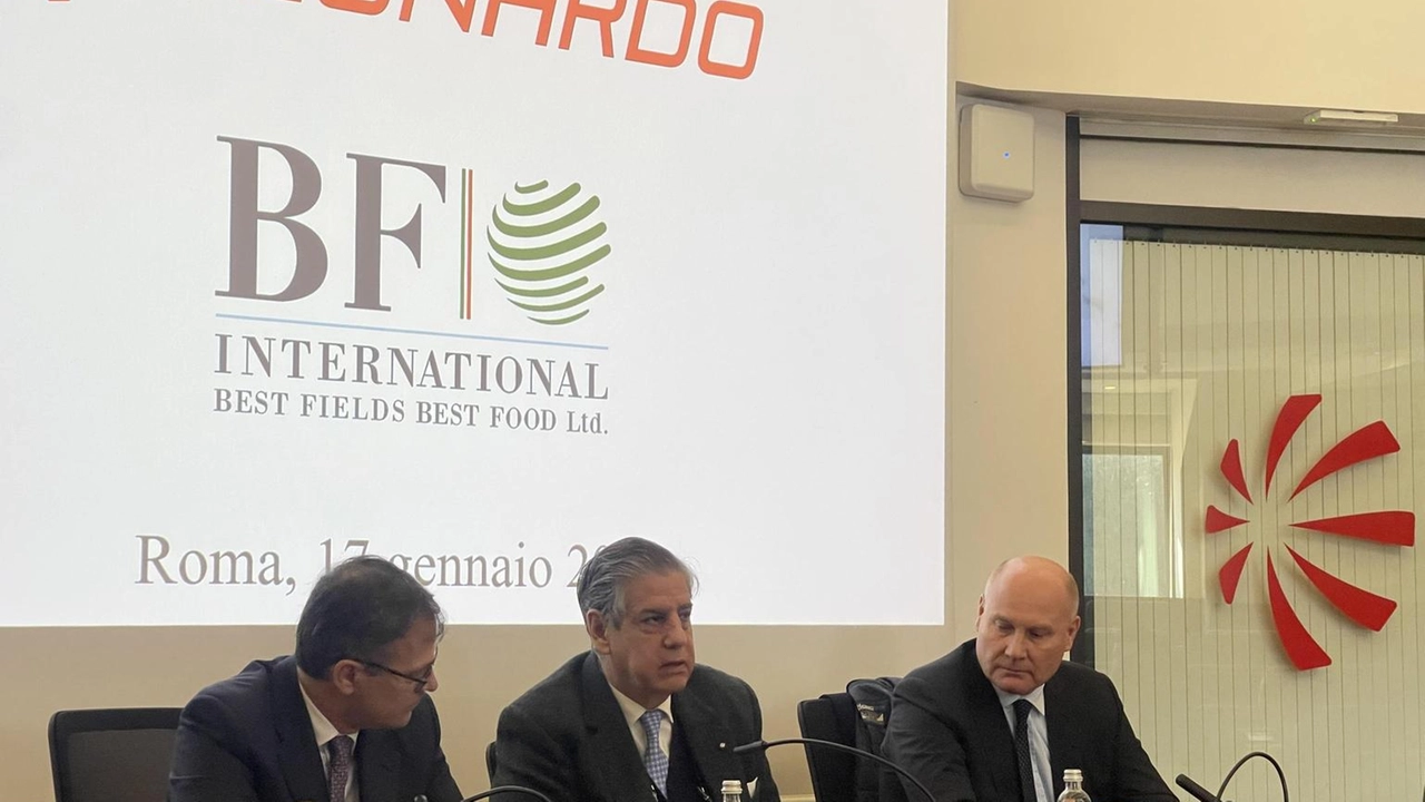 Leonardo e Bf collaborano nel piano Mattei per l'Africa, puntando su 'smart agricolture' e sviluppo tecnologico sostenibile.