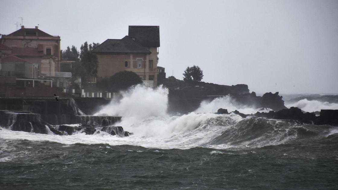 Maltempo in arrivo su Calabria e Sicilia: allerta meteo per venerdì 7 marzo