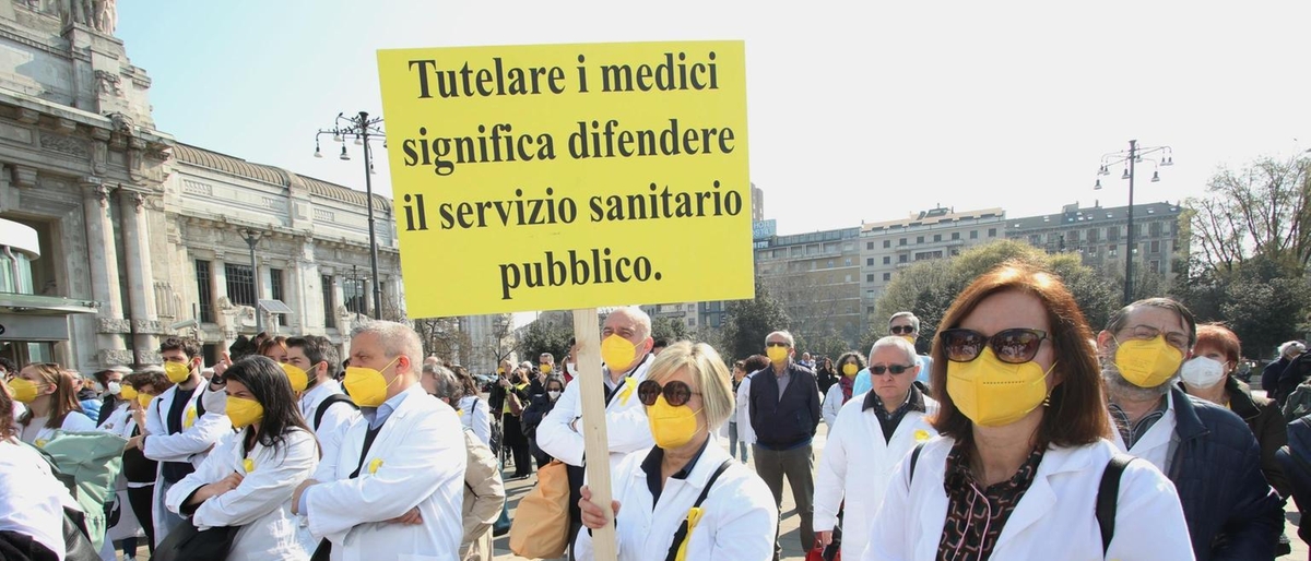 Forza Italia: Medici di base per 18 ore nelle Case di comunità, no a dipendenza pubblica