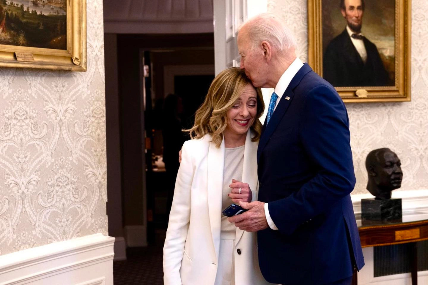 Giorgia Meloni ha incontrato Joe Biden