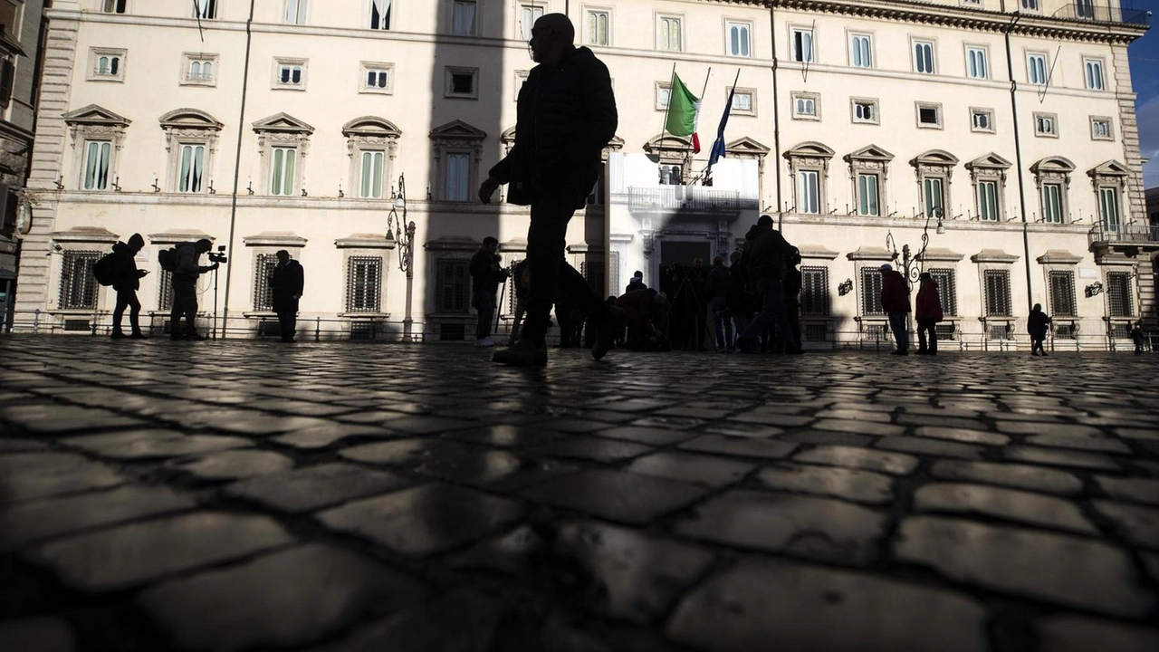 La linea emersa al termine del vertice a Palazzo Chigi