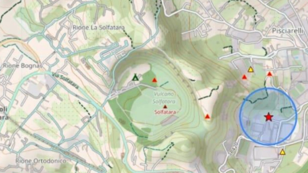 L'epicentro dello sciame sismico in atto ai Campi Flegrei di Napoli