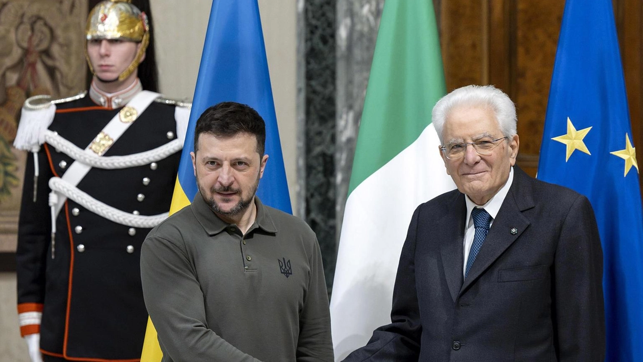 Zelensky esprime gratitudine per il sostegno italiano e annuncia la Conferenza sulla ricostruzione dell'Ucraina a Roma.