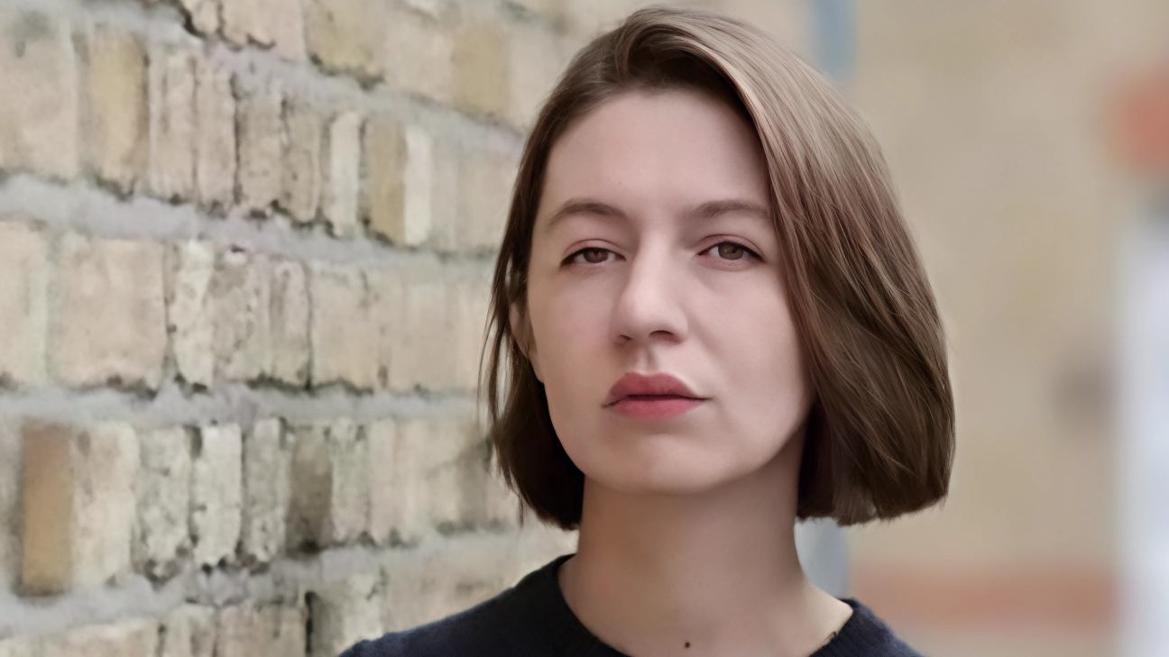 L’Intermezzo di Sally Rooney. E il no alla tv