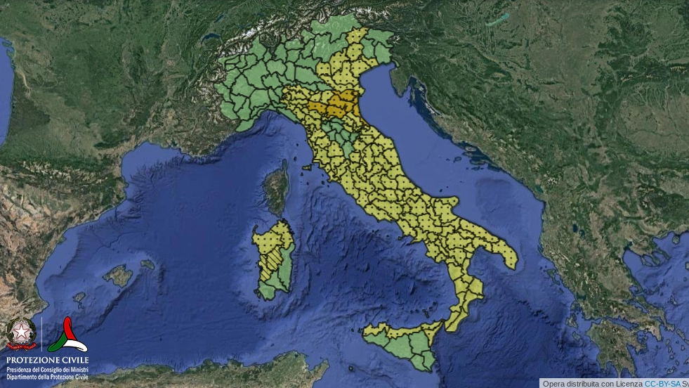 L'allerta meteo della Protezione civile per lunedì 19 agosto