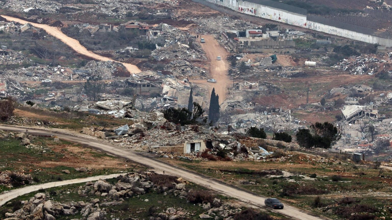 L'aeronautica israeliana ha eliminato un leader di Hezbollah coinvolto nel contrabbando di armi in Libano. Operazioni antiterrorismo continuano in Giudea e Samaria.