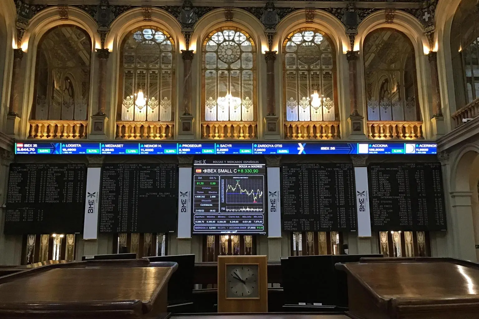 Borse europee in calo: timori per l'intelligenza artificiale di DeepSeek e decisioni Fed-Bce