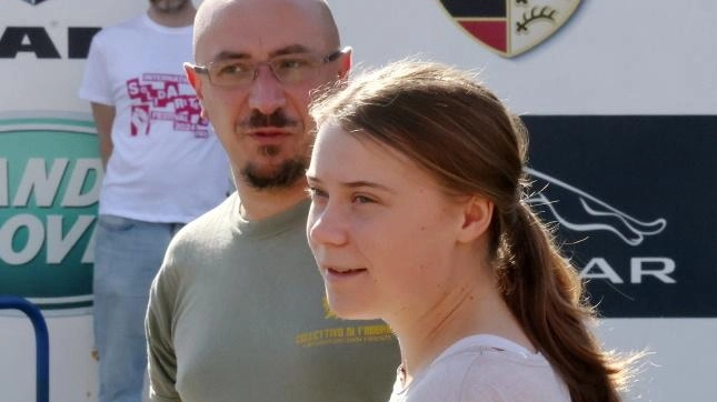 L’attivista svedese Greta Thunberg allo stabilimento della ex Gkn