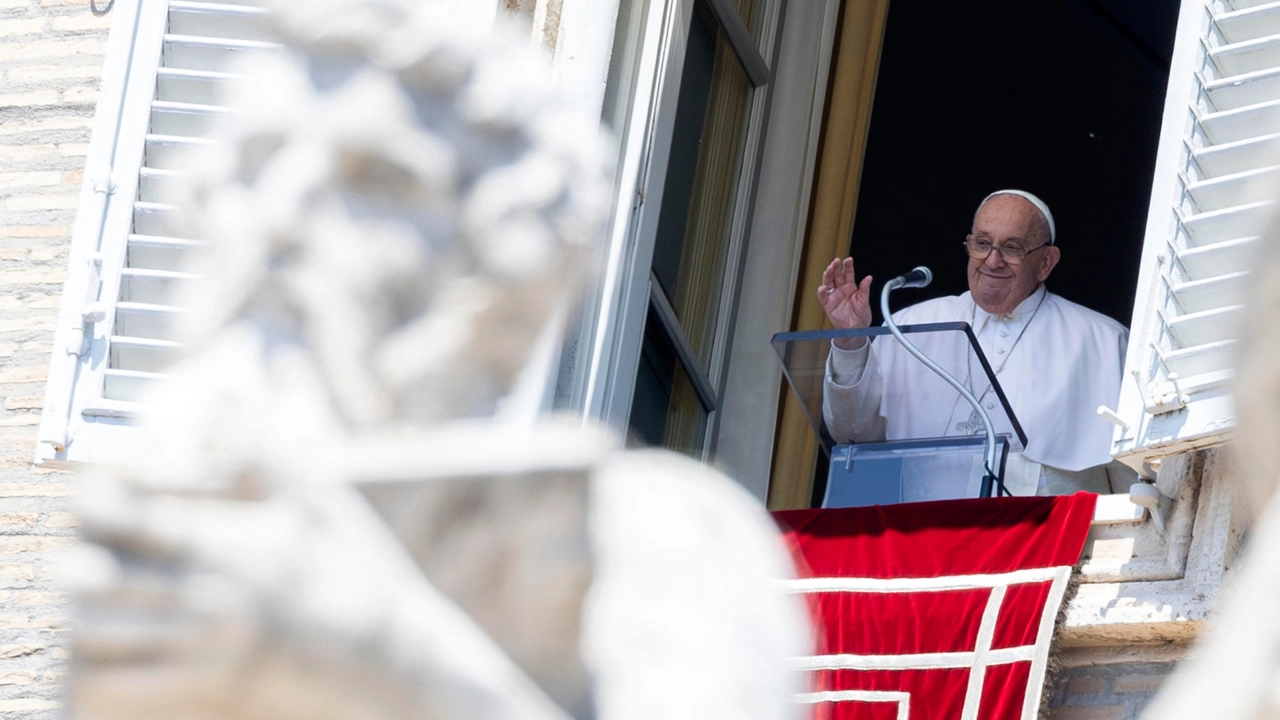 Papa Francesco (foto Ansa)