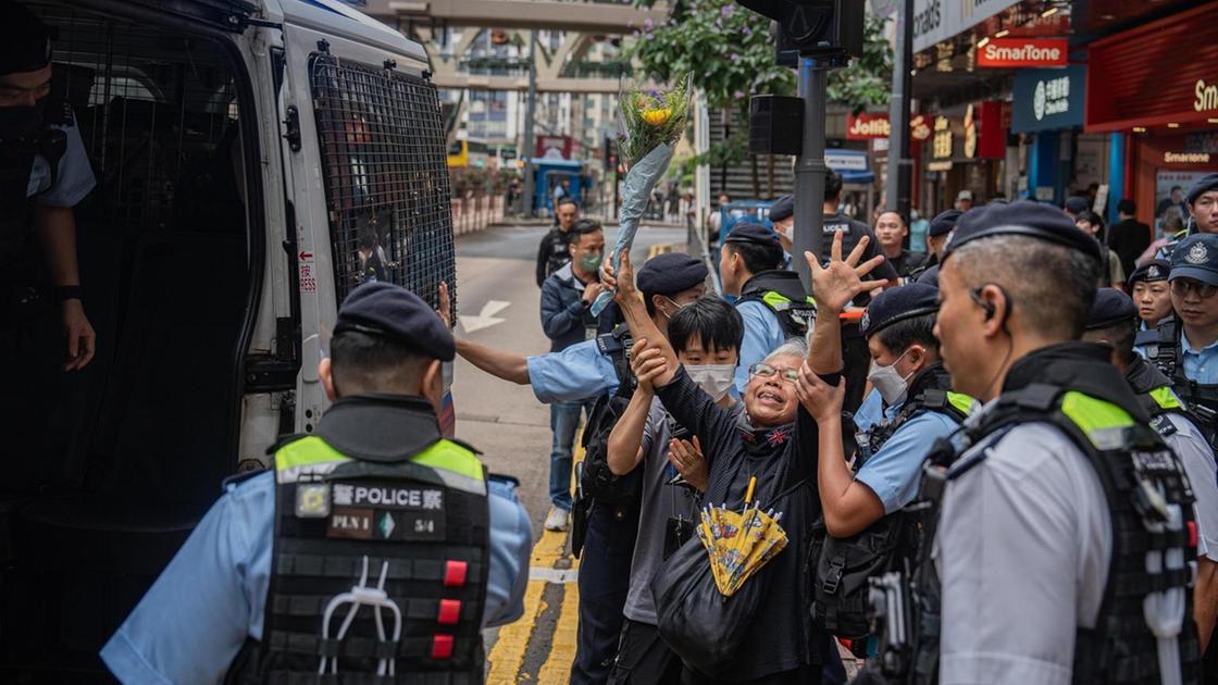 Hong Kong, 14 mesi di carcere per una 