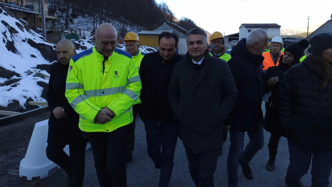 Tunnel Tenda, no della Francia all'apertura anticipata