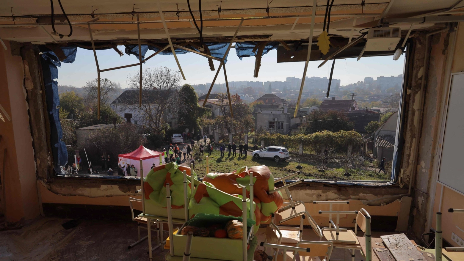 I danni dei raid russi a Odessa (foto Ansa)