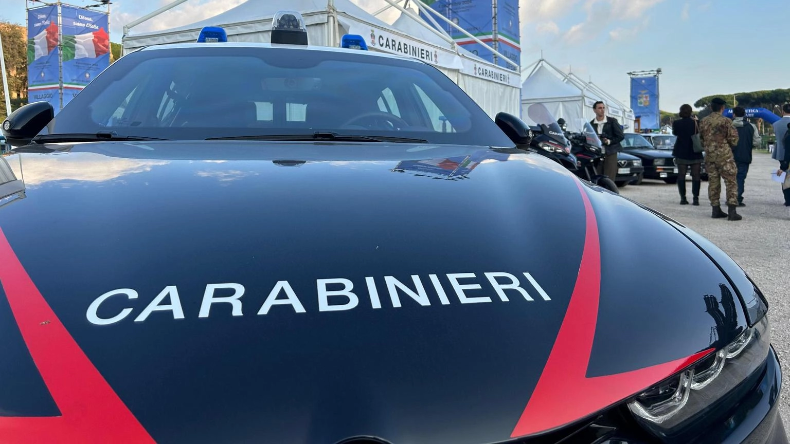 Nel calendario dell'Arma il tema dei 'Carabinieri e i giovani'