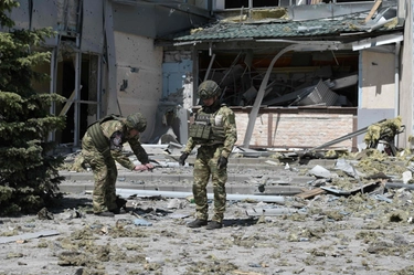 L’Estonia: “Consideriamo seriamente l’invio di truppe in Ucraina. Lavrov: “L’Occidente vuole combattere? Siamo pronti”
