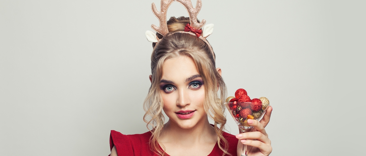 Natale coi fiocchi: tutti gli accessori per acconciature chic e glamour