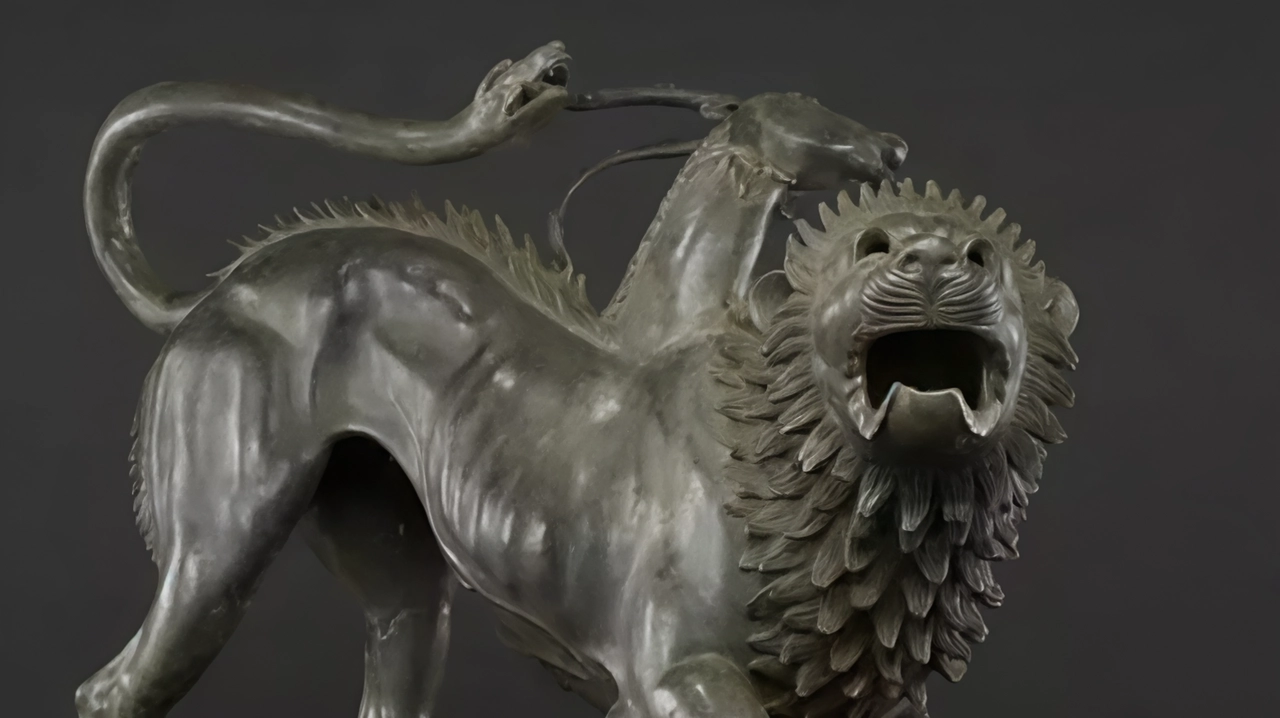 “La Chimera“, l’antico. bronzo rinvenuto ad Arezzo nel 1553 e celebrato dal Vasari