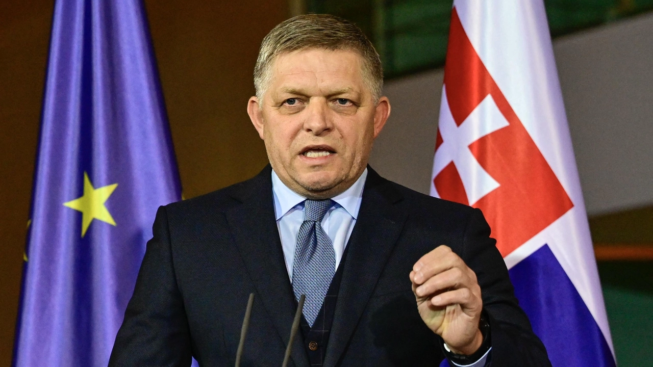 Il premier slovacco Robert Fico (Ansa)