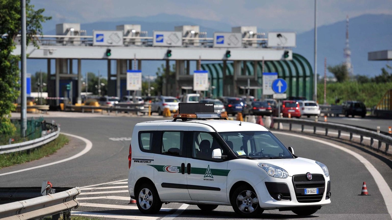 La Societá Autostrade Alto Adriatico non richiederà aumenti dei pedaggi nel 2025, favorendo imprese e famiglie.