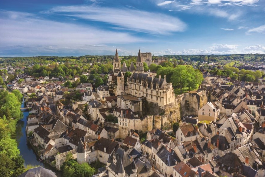 Loches