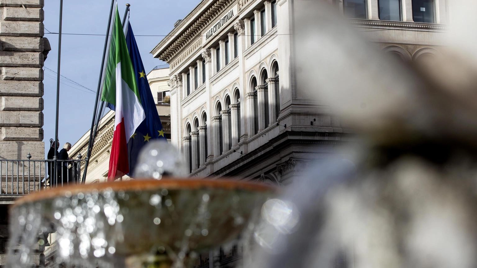 L'Ue deferisce Roma, 'discriminazione sull'assegno unico'