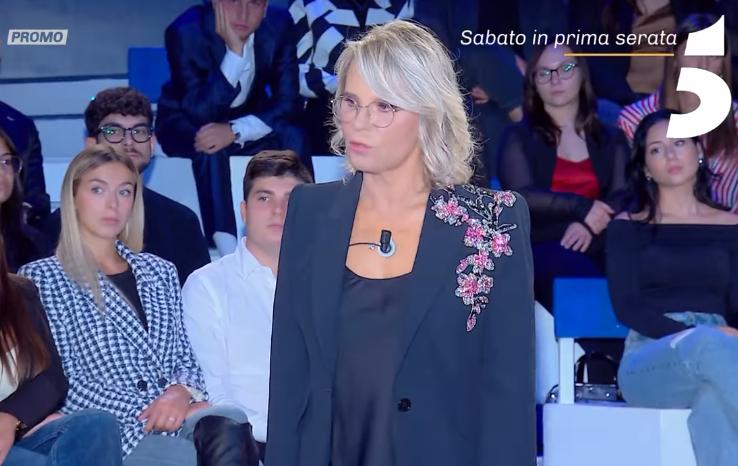 Grande Fratello e C’è Posta per te vanno in onda? Come cambia la programmazione Mediaset e Rai per il Festival di Sanremo