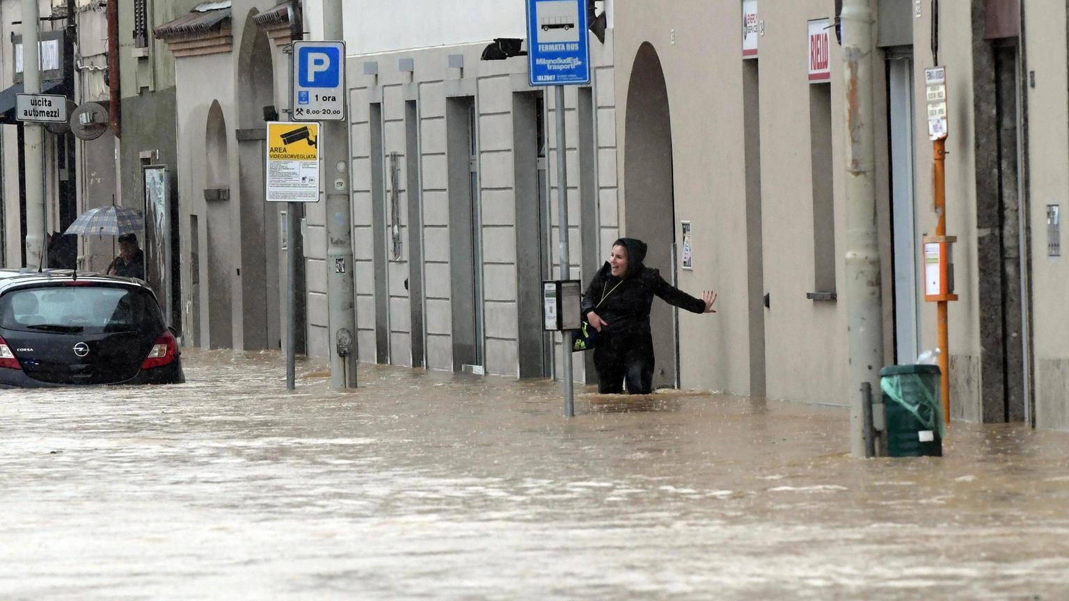 Arriva perturbazione, allerta rossa in Lombardia e Liguria